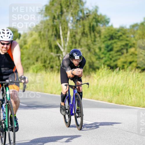 31.08.2025 - Elbe Triathlon Hamburg Michael Burmester http://msf.ph/oto/8666327 31.08.2025 09:35:39 Radfahren 222, 275, 614, 656, 693 meine-sportfotos.de