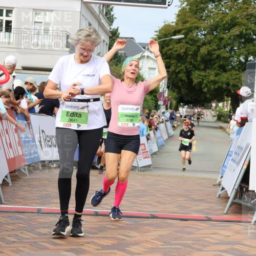 31.08.2025 - 21. Blankeneser Heldenlauf Strokosch-Dieckow http://msf.ph/oto/8666395 31.08.2025 11:17:01 Ziel 3698, 3641, 3708, 3715 meine-sportfotos.de