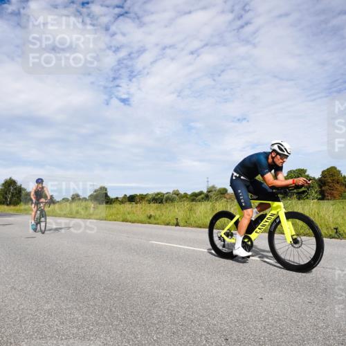 31.08.2025 - Elbe Triathlon Hamburg Michael Burmester http://msf.ph/oto/8666400 31.08.2025 10:29:58 Radfahren 606, 870, 887, 888, 1011, 1155, 1180, 1202 meine-sportfotos.de