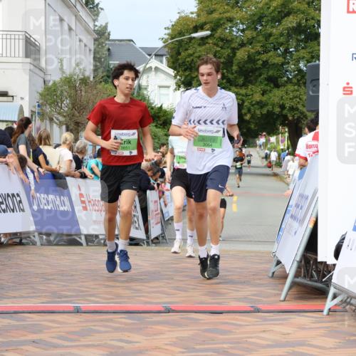 31.08.2025 - 21. Blankeneser Heldenlauf Strokosch-Dieckow http://msf.ph/oto/8666441 31.08.2025 10:58:34 Ziel 3064, 3651, 3457 meine-sportfotos.de