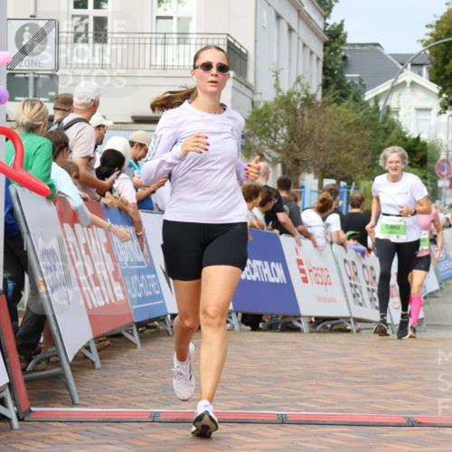 31.08.2025 - 21. Blankeneser Heldenlauf Strokosch-Dieckow http://msf.ph/oto/8666457 31.08.2025 11:16:57 Ziel 3641, 3020, 3708, 3178, 3715 meine-sportfotos.de