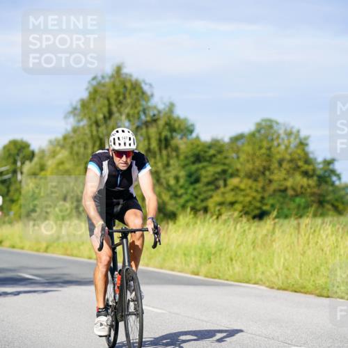 31.08.2025 - Elbe Triathlon Hamburg Michael Burmester http://msf.ph/oto/8666495 31.08.2025 09:37:07 Radfahren 254, 309, 436, 470, 626, 677, 695, 747 meine-sportfotos.de