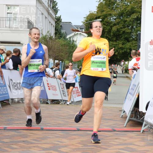 31.08.2025 - 21. Blankeneser Heldenlauf Strokosch-Dieckow http://msf.ph/oto/8666507 31.08.2025 11:16:52 Ziel 3020, 3452, 3178, 3280 meine-sportfotos.de