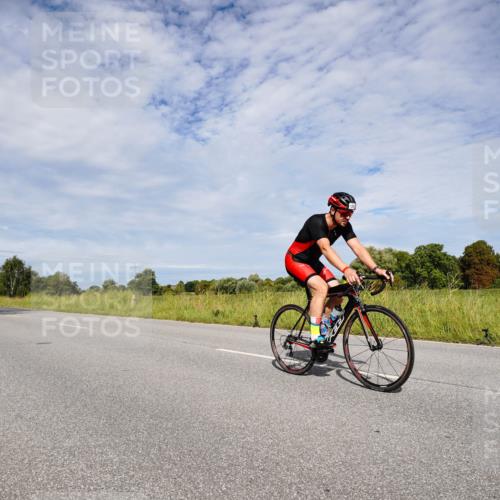31.08.2025 - Elbe Triathlon Hamburg Michael Burmester http://msf.ph/oto/8666526 31.08.2025 10:32:29 Radfahren 732, 811, 1185, 1208 meine-sportfotos.de