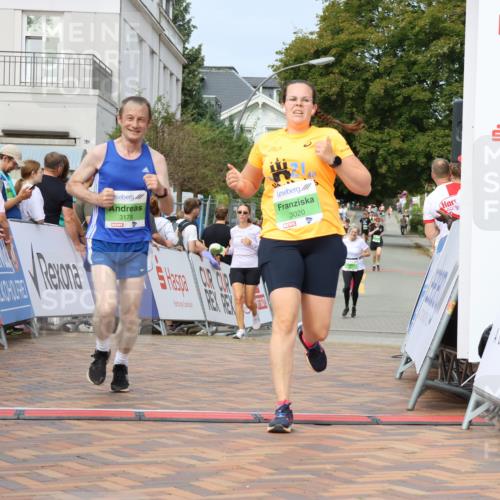 31.08.2025 - 21. Blankeneser Heldenlauf Strokosch-Dieckow http://msf.ph/oto/8666542 31.08.2025 11:16:52 Ziel 3020, 3452, 3178, 3280 meine-sportfotos.de