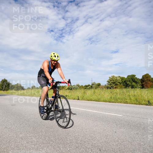 31.08.2025 - Elbe Triathlon Hamburg Michael Burmester http://msf.ph/oto/8666554 31.08.2025 10:33:02 Radfahren 1116, 1147, 1234 meine-sportfotos.de