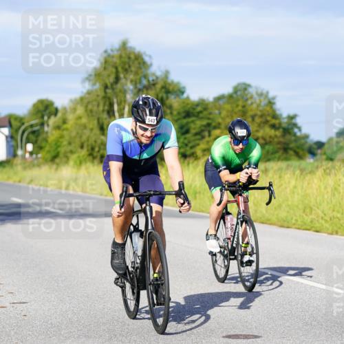 31.08.2025 - Elbe Triathlon Hamburg Michael Burmester http://msf.ph/oto/8666604 31.08.2025 09:37:33 Radfahren 270, 386, 543, 575, 690, 925 meine-sportfotos.de
