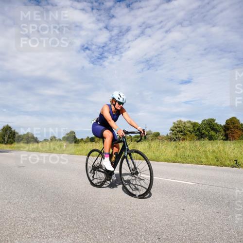 31.08.2025 - Elbe Triathlon Hamburg Michael Burmester http://msf.ph/oto/8666610 31.08.2025 10:33:44 Radfahren 758, 820, 823, 825, 869, 1223 meine-sportfotos.de