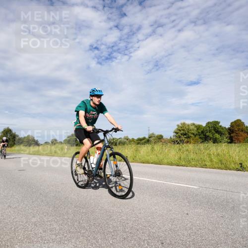 31.08.2025 - Elbe Triathlon Hamburg Michael Burmester http://msf.ph/oto/8666660 31.08.2025 10:34:44 Radfahren 404, 841, 1134, 1231, 1244 meine-sportfotos.de