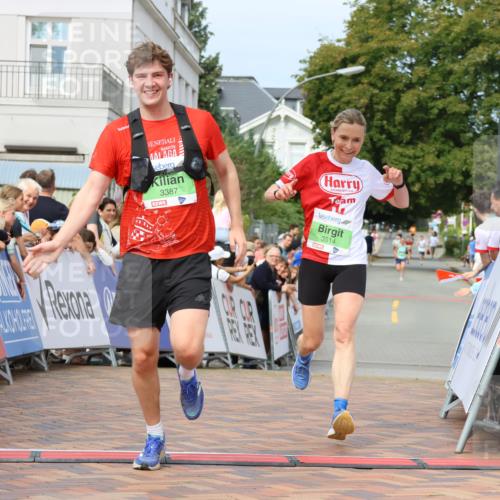 31.08.2025 - 21. Blankeneser Heldenlauf Strokosch-Dieckow http://msf.ph/oto/8666667 31.08.2025 10:58:08 Ziel 3389, 3514, 3425, 3387 meine-sportfotos.de