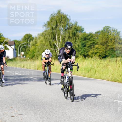31.08.2025 - Elbe Triathlon Hamburg Michael Burmester http://msf.ph/oto/8666670 31.08.2025 09:37:55 Radfahren 351, 379, 435, 456, 540, 554, 597 meine-sportfotos.de
