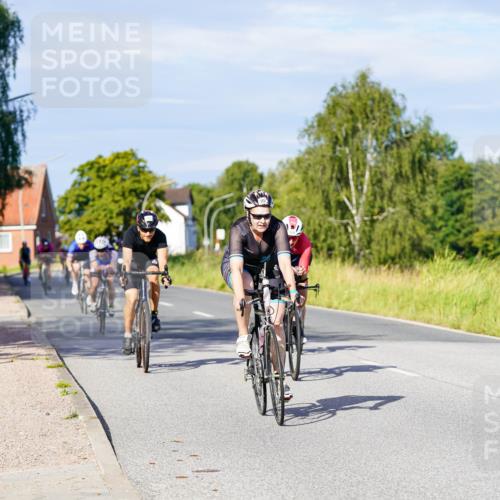 31.08.2025 - Elbe Triathlon Hamburg Michael Burmester http://msf.ph/oto/8666725 31.08.2025 09:38:06 Radfahren 252, 304, 335, 370, 391, 403, 405, 551, 854, 895 meine-sportfotos.de