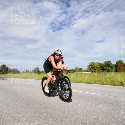 31.08.2025 - Elbe Triathlon Hamburg Michael Burmester http://msf.ph/oto/8666745 31.08.2025 10:36:09 Radfahren 781, 807, 828, 915, 1000, 1001, 1217, 1242, 1245 meine-sportfotos.de