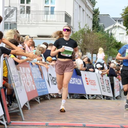 31.08.2025 - 21. Blankeneser Heldenlauf Strokosch-Dieckow http://msf.ph/oto/8666800 31.08.2025 10:58:02 Ziel 3389, 3460, 3425 meine-sportfotos.de