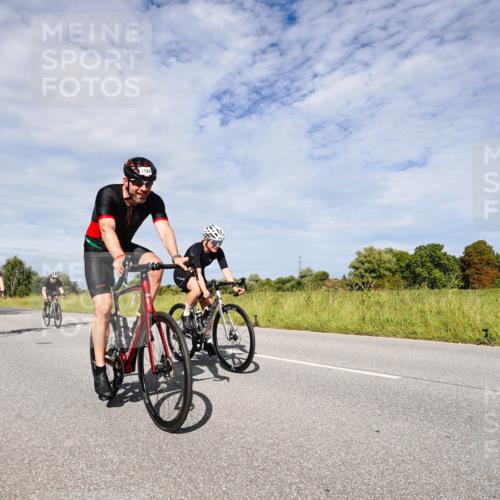 31.08.2025 - Elbe Triathlon Hamburg Michael Burmester http://msf.ph/oto/8666812 31.08.2025 10:37:03 Radfahren 796, 810, 814, 816, 939, 1030, 1085, 1194, 1207, 1304 meine-sportfotos.de