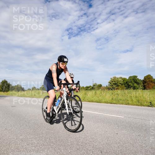 31.08.2025 - Elbe Triathlon Hamburg Michael Burmester http://msf.ph/oto/8666815 31.08.2025 10:37:04 Radfahren 796, 810, 814, 816, 939, 1030, 1085, 1194, 1207, 1304 meine-sportfotos.de
