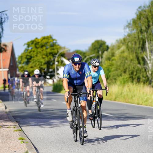 31.08.2025 - Elbe Triathlon Hamburg Michael Burmester http://msf.ph/oto/8666816 31.08.2025 09:38:35 Radfahren 255, 308, 481, 549, 574, 701 meine-sportfotos.de