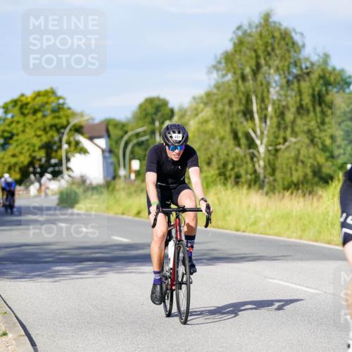 31.08.2025 - Elbe Triathlon Hamburg Michael Burmester http://msf.ph/oto/8666827 31.08.2025 09:38:38 Radfahren 255, 308, 481, 549, 574, 596, 642, 701 meine-sportfotos.de