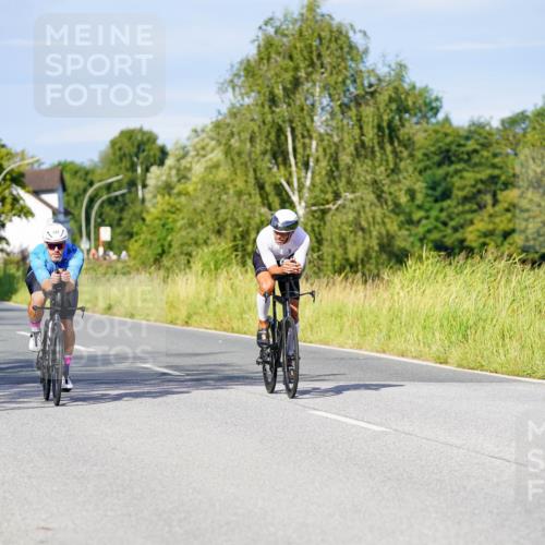 31.08.2025 - Elbe Triathlon Hamburg Michael Burmester http://msf.ph/oto/8666851 31.08.2025 09:38:44 Radfahren 255, 308, 373, 596, 639, 642 meine-sportfotos.de