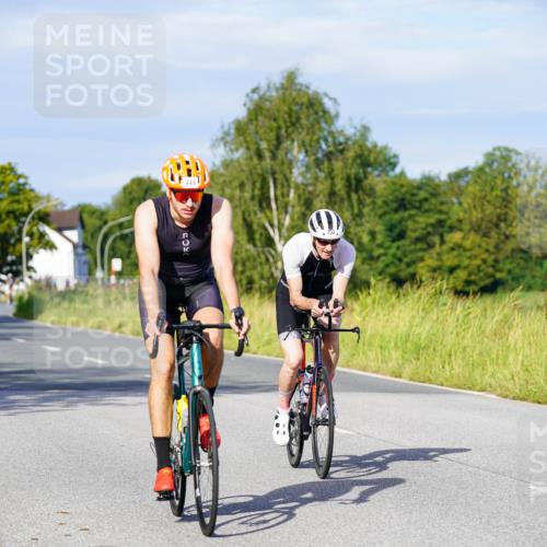 31.08.2025 - Elbe Triathlon Hamburg Michael Burmester http://msf.ph/oto/8666928 31.08.2025 09:39:11 Radfahren 293, 347, 449, 497, 616, 659, 753, 900 meine-sportfotos.de