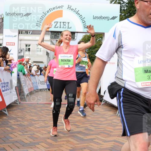 31.08.2025 - 21. Blankeneser Heldenlauf Strokosch-Dieckow http://msf.ph/oto/8666929 31.08.2025 11:16:18 Ziel 3689, 3690, 3289, 3154, 3258, 3533, 3293, 3294, 3738, 3599, 3598 meine-sportfotos.de
