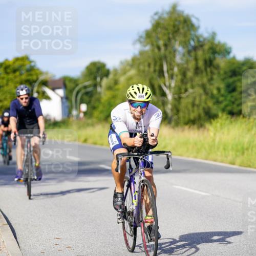 31.08.2025 - Elbe Triathlon Hamburg Michael Burmester http://msf.ph/oto/8666949 31.08.2025 09:39:16 Radfahren 293, 347, 616, 659, 900 meine-sportfotos.de