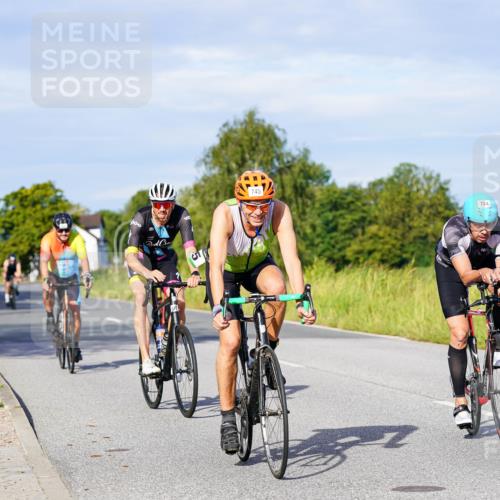 31.08.2025 - Elbe Triathlon Hamburg Michael Burmester http://msf.ph/oto/8666978 31.08.2025 09:39:29 Radfahren 346, 366, 478, 500, 511, 662, 687, 724, 745, 775 meine-sportfotos.de