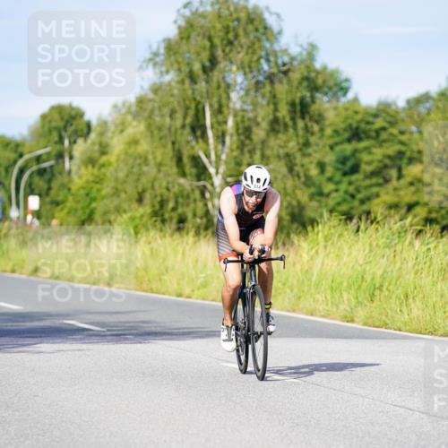 31.08.2025 - Elbe Triathlon Hamburg Michael Burmester http://msf.ph/oto/8667018 31.08.2025 09:39:44 Radfahren 388, 514, 548 meine-sportfotos.de