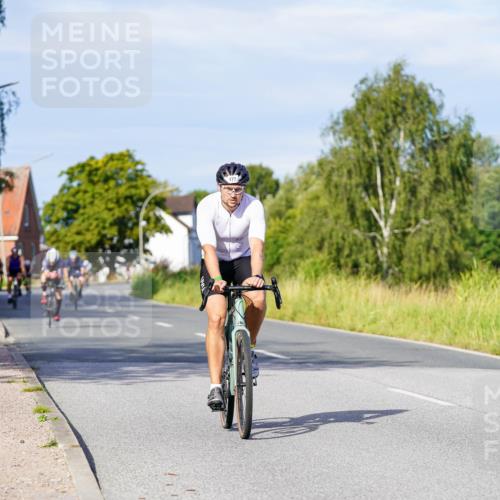 31.08.2025 - Elbe Triathlon Hamburg Michael Burmester http://msf.ph/oto/8667031 31.08.2025 09:39:54 Radfahren 473, 576, 774, 797 meine-sportfotos.de