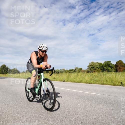 31.08.2025 - Elbe Triathlon Hamburg Michael Burmester http://msf.ph/oto/8667048 31.08.2025 10:41:05 Radfahren 564, 1255 meine-sportfotos.de
