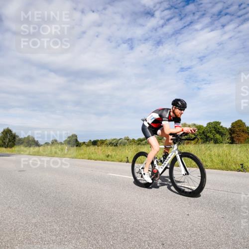 31.08.2025 - Elbe Triathlon Hamburg Michael Burmester http://msf.ph/oto/8667067 31.08.2025 10:41:31 Radfahren 926, 955, 1035, 1062, 1096, 1148 meine-sportfotos.de
