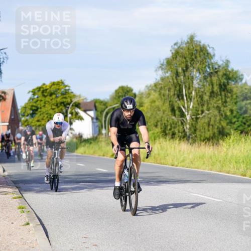 31.08.2025 - Elbe Triathlon Hamburg Michael Burmester http://msf.ph/oto/8667069 31.08.2025 09:40:08 Radfahren 265, 316, 348, 434, 471, 499, 525, 536, 652, 698, 725 meine-sportfotos.de