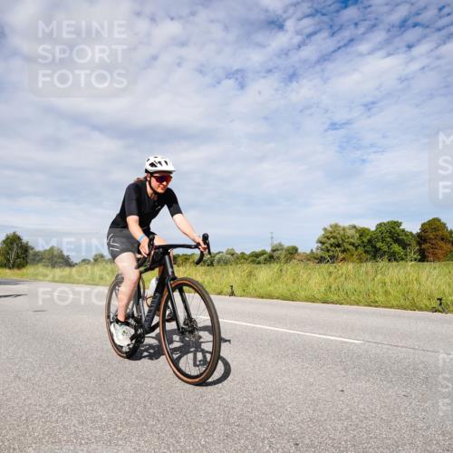 31.08.2025 - Elbe Triathlon Hamburg Michael Burmester http://msf.ph/oto/8667080 31.08.2025 10:41:43 Radfahren 594, 772, 847, 1003, 1022, 1099, 1161, 1279 meine-sportfotos.de