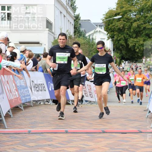 31.08.2025 - 21. Blankeneser Heldenlauf Strokosch-Dieckow http://msf.ph/oto/8667086 31.08.2025 11:16:12 Ziel 3689, 3690, 3154, 3533, 3738 meine-sportfotos.de