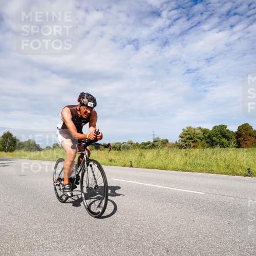 31.08.2025 - Elbe Triathlon Hamburg Michael Burmester http://msf.ph/oto/8667088 31.08.2025 10:41:46 Radfahren 594, 772, 847, 1099, 1161 meine-sportfotos.de