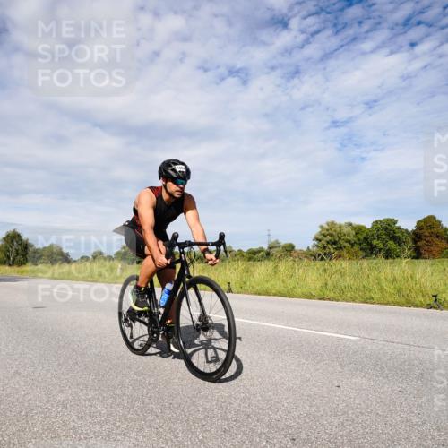 31.08.2025 - Elbe Triathlon Hamburg Michael Burmester http://msf.ph/oto/8667104 31.08.2025 10:42:10 Radfahren 987, 1082, 1094, 1123, 1250, 1297 meine-sportfotos.de