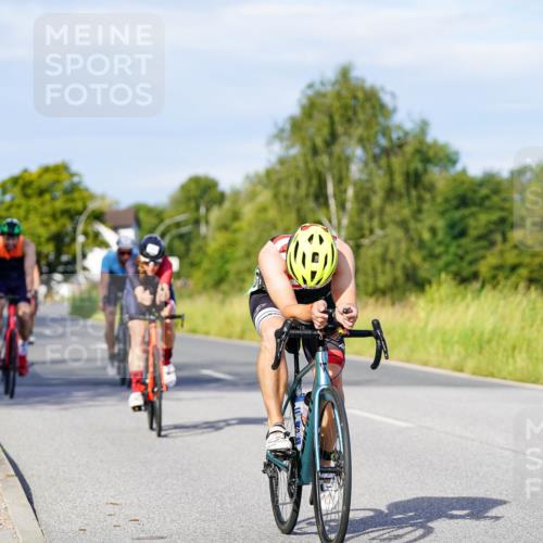 31.08.2025 - Elbe Triathlon Hamburg Michael Burmester http://msf.ph/oto/8667110 31.08.2025 09:40:22 Radfahren 279, 288, 301, 406, 459, 462, 625, 627 meine-sportfotos.de