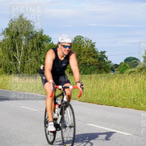 31.08.2025 - Elbe Triathlon Hamburg Michael Burmester http://msf.ph/oto/8667125 31.08.2025 09:40:25 Radfahren 279, 288, 301, 406, 462, 625, 627 meine-sportfotos.de