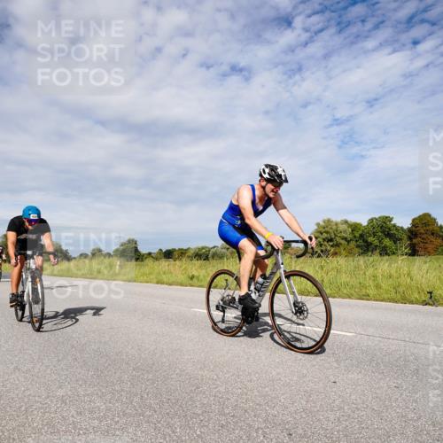 31.08.2025 - Elbe Triathlon Hamburg Michael Burmester http://msf.ph/oto/8667130 31.08.2025 10:42:35 Radfahren 863, 954, 966, 973, 1013, 1026, 1105, 1160, 1303, 1321 meine-sportfotos.de