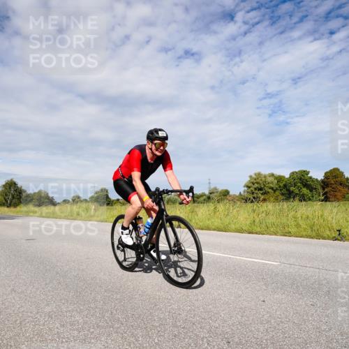 31.08.2025 - Elbe Triathlon Hamburg Michael Burmester http://msf.ph/oto/8667151 31.08.2025 10:42:54 Radfahren 934, 991, 1098, 1266, 1281, 1329 meine-sportfotos.de