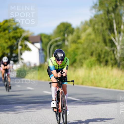 31.08.2025 - Elbe Triathlon Hamburg Michael Burmester http://msf.ph/oto/8667154 31.08.2025 09:40:40 Radfahren 246, 341, 415, 417, 444, 451, 619, 716, 805, 830 meine-sportfotos.de