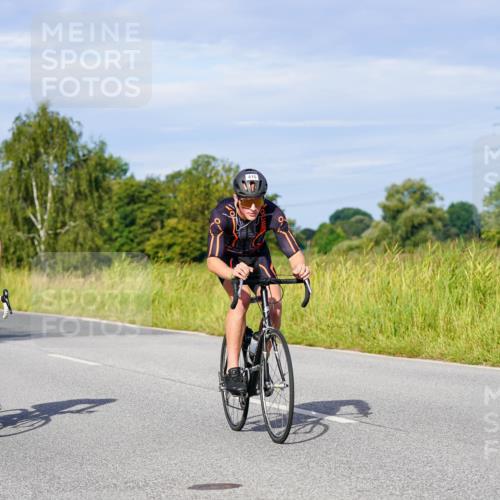 31.08.2025 - Elbe Triathlon Hamburg Michael Burmester http://msf.ph/oto/8667188 31.08.2025 09:40:47 Radfahren 246, 415, 417, 444, 451, 477, 619, 645, 830, 840 meine-sportfotos.de