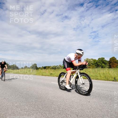 31.08.2025 - Elbe Triathlon Hamburg Michael Burmester http://msf.ph/oto/8667191 31.08.2025 10:43:47 Radfahren 890, 980, 1121, 1202, 1344 meine-sportfotos.de