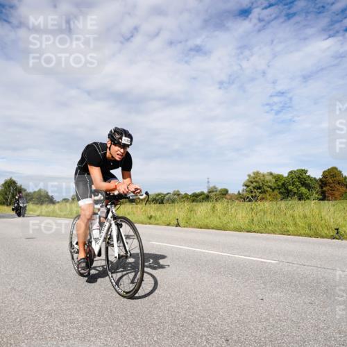 31.08.2025 - Elbe Triathlon Hamburg Michael Burmester http://msf.ph/oto/8667216 31.08.2025 10:44:07 Radfahren 1183, 1206, 1251, 1326, 1445 meine-sportfotos.de
