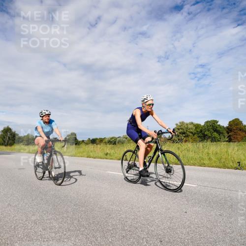31.08.2025 - Elbe Triathlon Hamburg Michael Burmester http://msf.ph/oto/8667233 31.08.2025 10:44:36 Radfahren 782, 905, 951, 1307 meine-sportfotos.de