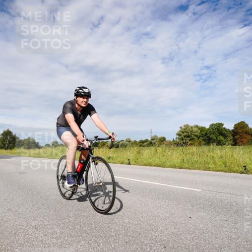 31.08.2025 - Elbe Triathlon Hamburg Michael Burmester http://msf.ph/oto/8667239 31.08.2025 10:44:40 Radfahren 1307 meine-sportfotos.de