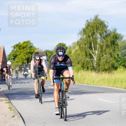 31.08.2025 - Elbe Triathlon Hamburg Michael Burmester http://msf.ph/oto/8667254 31.08.2025 09:41:10 Radfahren 261, 445, 523, 672, 673, 679, 692, 848, 887 meine-sportfotos.de