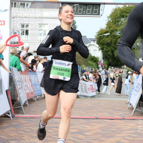 31.08.2025 - 21. Blankeneser Heldenlauf Strokosch-Dieckow http://msf.ph/oto/8667268 31.08.2025 11:15:37 Ziel 3495, 3621, 3622, 3458, 3028, 3397 meine-sportfotos.de