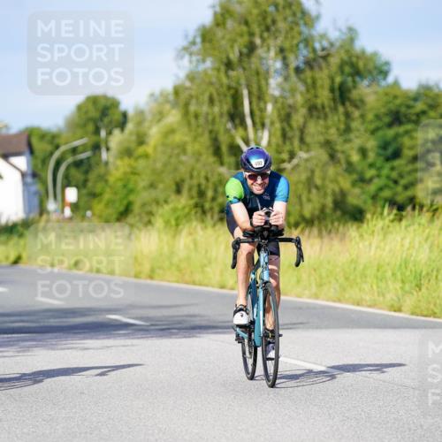 31.08.2025 - Elbe Triathlon Hamburg Michael Burmester http://msf.ph/oto/8667270 31.08.2025 09:41:13 Radfahren 261, 318, 395, 445, 523, 650, 672, 679, 692, 815, 853, 887 meine-sportfotos.de