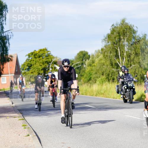 31.08.2025 - Elbe Triathlon Hamburg Michael Burmester http://msf.ph/oto/8667286 31.08.2025 09:41:16 Radfahren 261, 318, 395, 445, 630, 650, 672, 692, 815, 853, 887 meine-sportfotos.de
